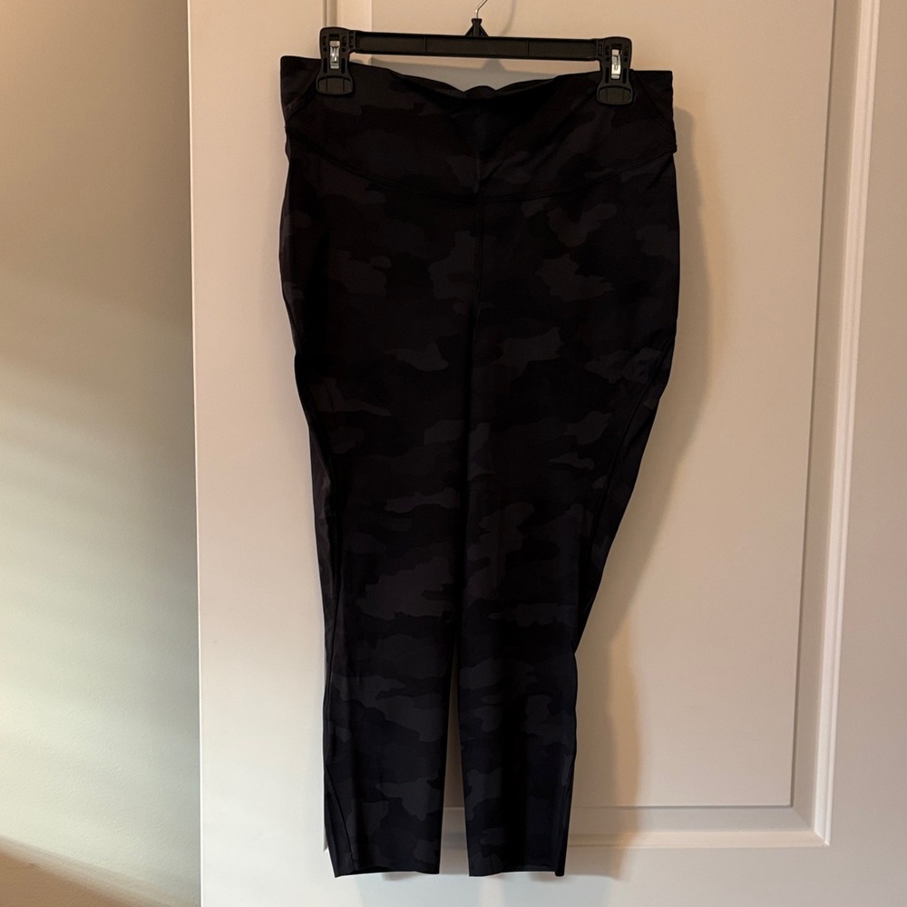 Lululemon Wunder Train Black Camouflage leggings